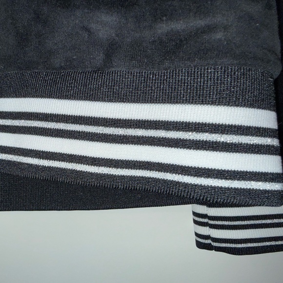 🎀💎Juicy Couture Black Velour Hoodie with Silver Sparkle and Rhinestone zipper - Picture 2 of 4